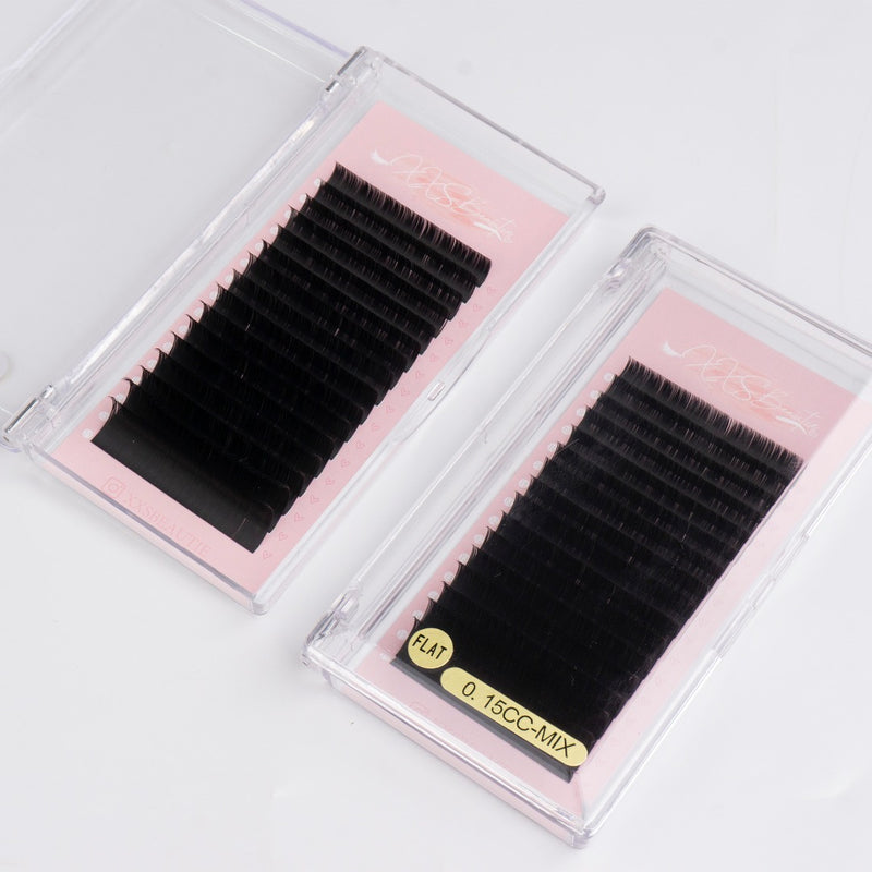 That's First Love Classic Flat Lashes Mixed Lengths